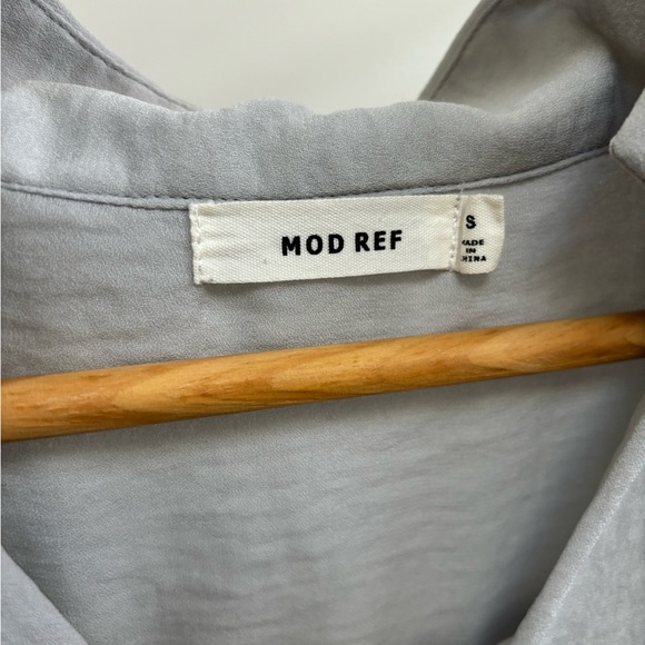 The Latest Scoop Mod Ref Blouse - Picture 4 of 5